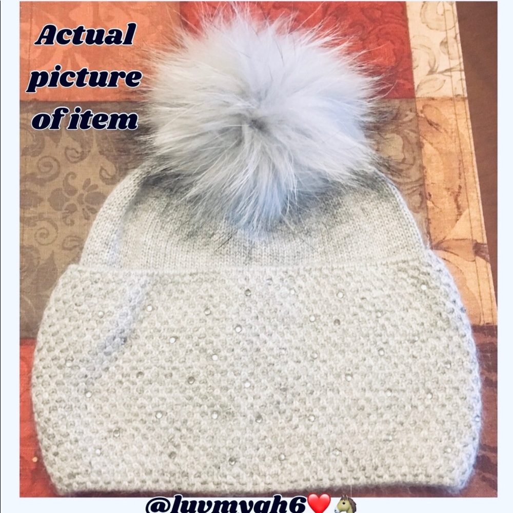 Beanie Crystals Fox Pom Last 1 Left!💥🎉2X HP🎉 - Picture 2 of 3